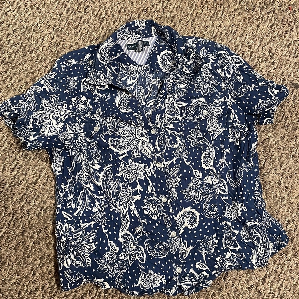 Karen Scott XL floral print blouse.